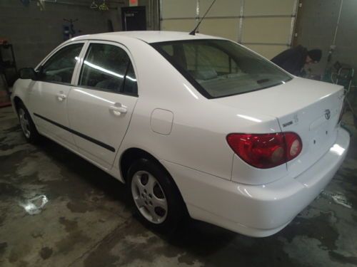 2006 Toyota Corolla, salvage, runs and drives, only 37k miles, sedan, mpg, image 4