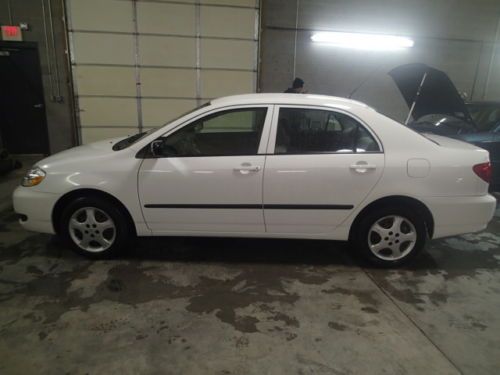 2006 Toyota Corolla, salvage, runs and drives, only 37k miles, sedan, mpg, image 9