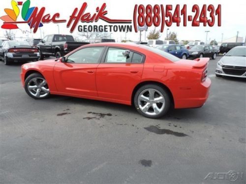 2014 sxt new 3.6l v6 24v automatic rwd sedan