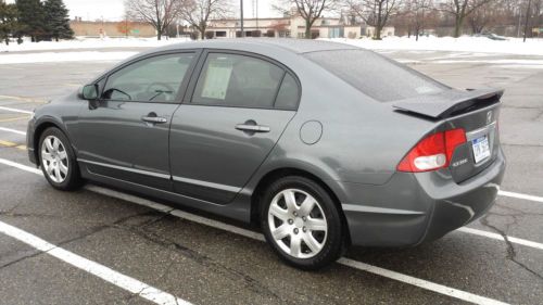 2010 Honda Civic LX 1.8L 4-DOOR_WARRANTY INCLUDED_LEATHER_SPOILER_NO RESERVE, image 4