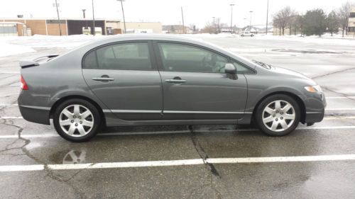 2010 Honda Civic LX 1.8L 4-DOOR_WARRANTY INCLUDED_LEATHER_SPOILER_NO RESERVE, image 6