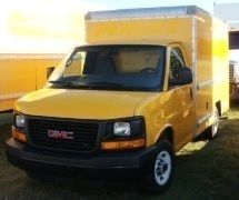 2009 gmc savana cutaway box truck (penske)