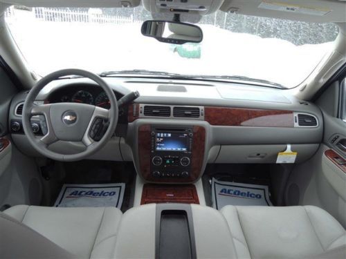13 Chevy Suburban LTZ 4X4 22" WHEELS NAV ROOF DVD HEAT&COOL LEATHER QUAD BUCKETS, image 9