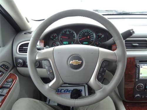 13 Chevy Suburban LTZ 4X4 22" WHEELS NAV ROOF DVD HEAT&COOL LEATHER QUAD BUCKETS, image 21