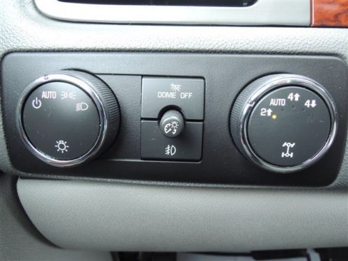 13 Chevy Suburban LTZ 4X4 22" WHEELS NAV ROOF DVD HEAT&COOL LEATHER QUAD BUCKETS, image 27