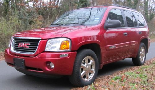 Gmc envoy sle 4wd in excellent condition with many options