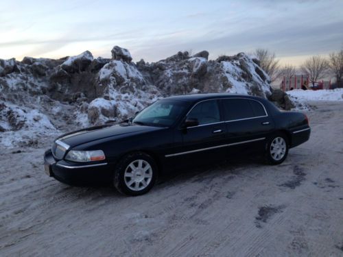 2007 lincoln town car executive l, no reserve!!!!!!! low miles