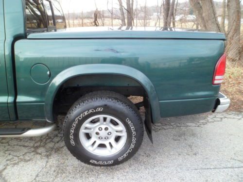 2001 Dodge Dakota 4 DOOR QUAD CAB 4X4 8CYLINDER 4.7 LITER WITH AIR CONDITIONING, image 12