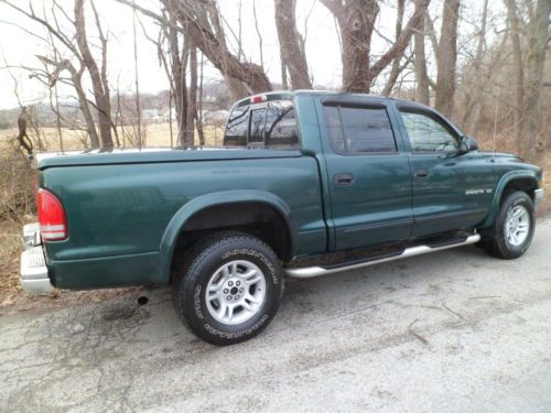 2001 Dodge Dakota 4 DOOR QUAD CAB 4X4 8CYLINDER 4.7 LITER WITH AIR CONDITIONING, image 19