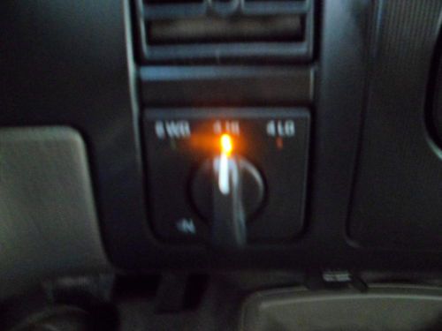 2001 Dodge Dakota 4 DOOR QUAD CAB 4X4 8CYLINDER 4.7 LITER WITH AIR CONDITIONING, image 30