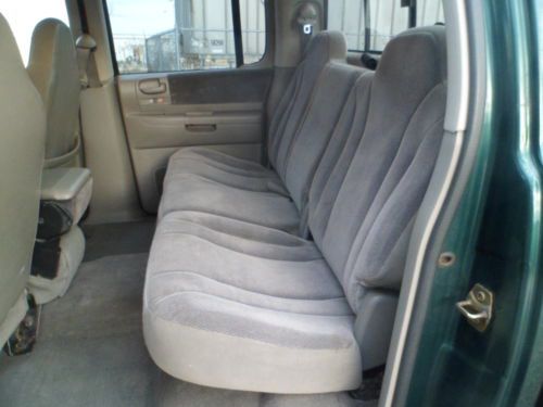 2001 Dodge Dakota 4 DOOR QUAD CAB 4X4 8CYLINDER 4.7 LITER WITH AIR CONDITIONING, image 41