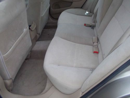 2004 Honda Accord, NO RESERVE, image 4