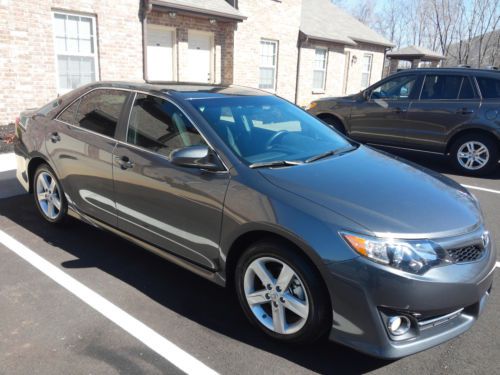 2012 Camry SE Factory Warranty You WILL NOT find a nicer one! ONLY 16K MILES!, US $17,800.00, image 22