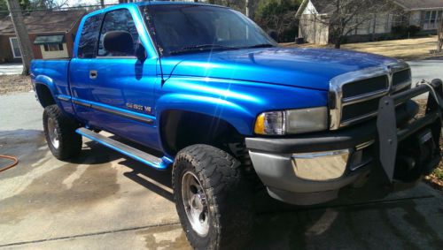 V10 4x4 dodge ram 2500 5&#034; lift mud tires 1998 slt