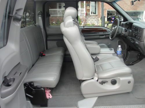 2002 Ford F-250 Super Duty Lariat Crew Cab Pickup 4-Door 6.8L, image 4