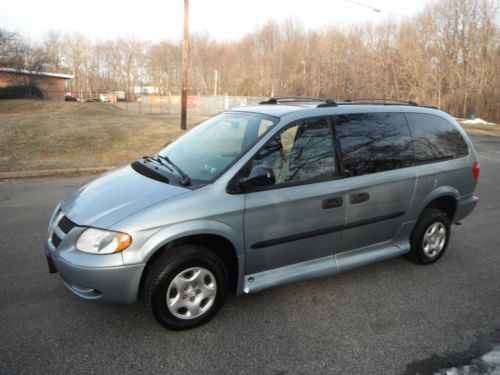 03 dodge grand caravan handicap van wheel chair ramp 133000 miles runs perfect