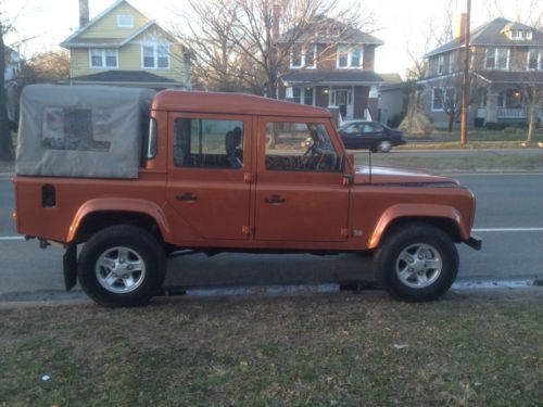 Land rover defender 110 double cab