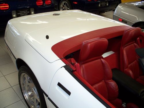 1990 Corvette Convertible 24,300 miles - Like New, image 2