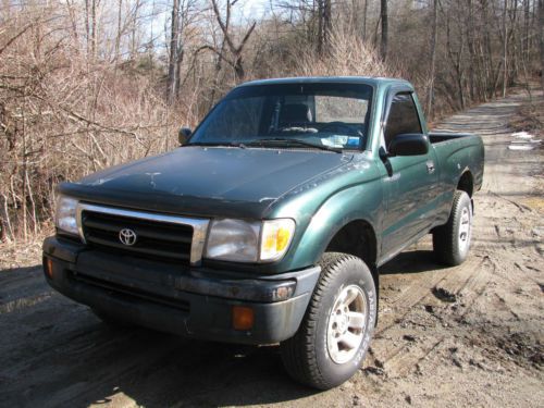 1999 toyota tacoma dlx standard cab pickup 2-door 2.4l