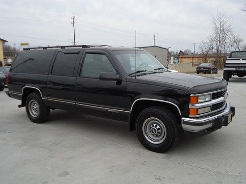 Rare 1995 chevrolet suburban c1500 6.5 turbo diesel!