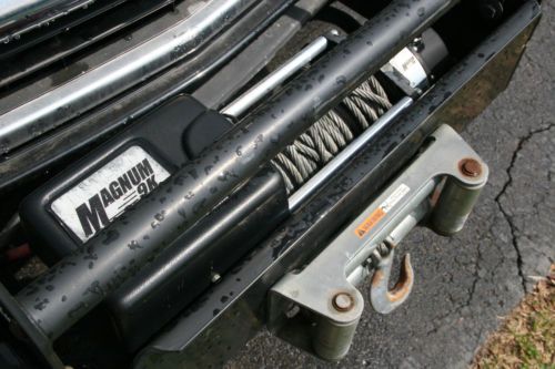 1999 Chevrolet K2500 Suburban 4WD, Lifted and Blacked Out, with a 454 Big Block!, US $8,500.00, image 3