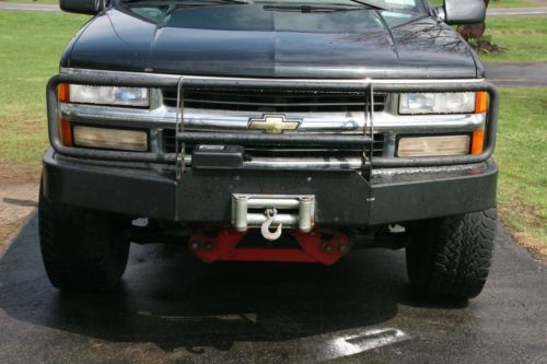 1999 Chevrolet K2500 Suburban 4WD, Lifted and Blacked Out, with a 454 Big Block!, US $8,500.00, image 4