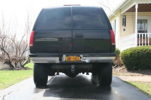 1999 Chevrolet K2500 Suburban 4WD, Lifted and Blacked Out, with a 454 Big Block!, US $8,500.00, image 10