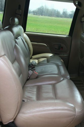 1999 Chevrolet K2500 Suburban 4WD, Lifted and Blacked Out, with a 454 Big Block!, US $8,500.00, image 13