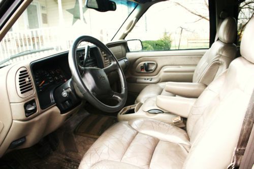 1999 Chevrolet K2500 Suburban 4WD, Lifted and Blacked Out, with a 454 Big Block!, US $8,500.00, image 18