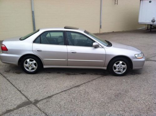 1998 honda accord ex sedan 4-door 2.3l