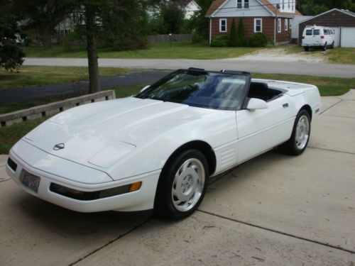 1992 chevrolet corvette base convertible 2-door 5.7l