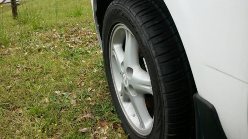 NO RESERVE*KNOCKING ENGINE*DONOR CAR/RESTORE PROJECT*CLEAR TITLE*5 SPEED VQ30DE, image 5