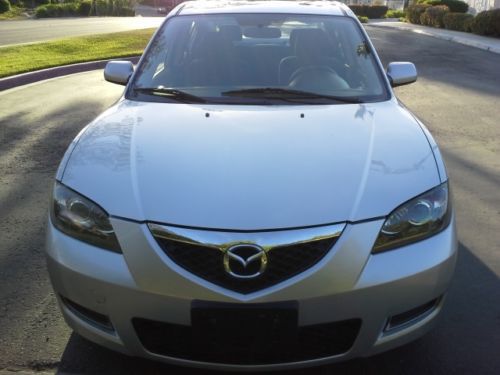 2008 mazda 3, low mileage, 59k, clean carfax !!!!!!!!!!!!!!