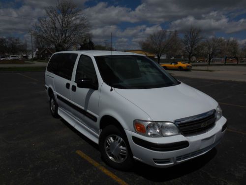 2005 CHEVROLET VENTURE HANDICAP / WHEELCHAIR, image 2