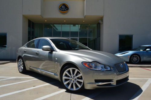 Certified navigation heated and cooled seats reverse camera