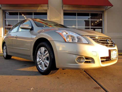 2010 nissan altima, continuously variable automatic transmission, alloy wheels!