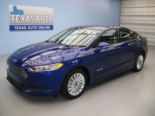 We finance!!!  2013 ford fusion se hybrid sync bluetooth 47 mpg 35k m texas auto