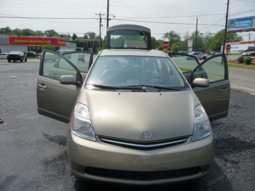 2007 toyota prius base hatchback 4-door 1.5l