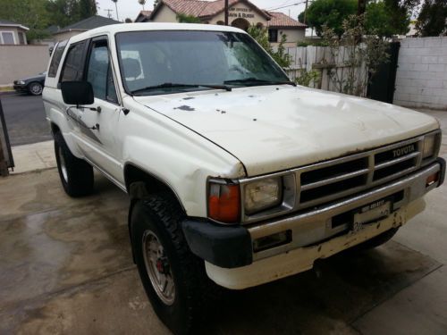 1989 TOYOTA 4RUNNER SR5 Sport Utility 2-Door 3.0L AUTO V-6 4X4 CALIFORNIA TRUCK, US $3,300.00, image 4