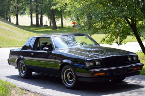 1987 Buick Regal Grand National Coupe 2-Door 3.8L TurboCharged A/C SUN-ROOF, image 2