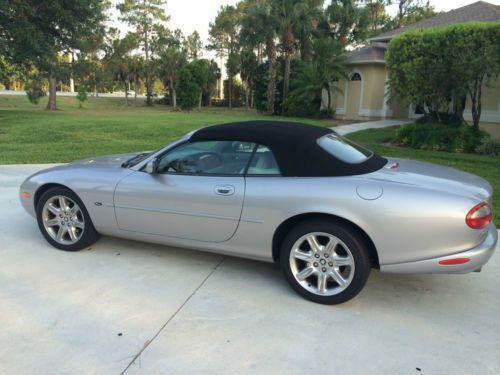 2000 jaguar xk8 base convertible 2-door 4.0l