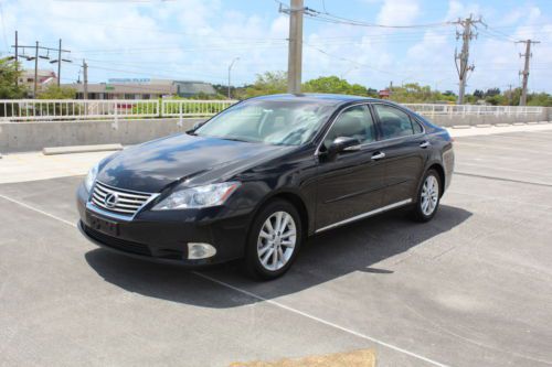Es350, clean carfax. one owner, all books, keyless go, leather, no reserve!!!
