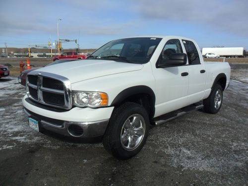 Crew cab pickup 4dr, 4x4, 20" inch wheels, new tires, very sharp/clean, warranty