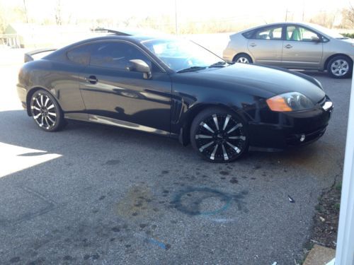 2003 hyundai tiburon gt coupe 2-door 2.7l