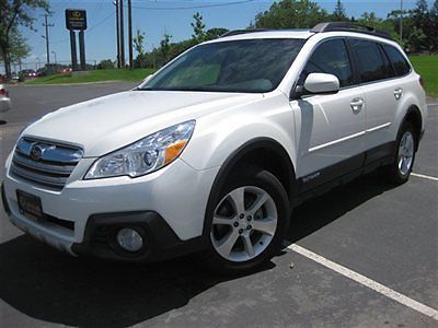 2014 subaru outback limited awd with 7622 miles on it.