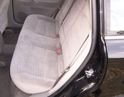 2002 VOLKSWAGEN PASSAT GLS 1.8T SEDAN - NO RESERVE - NEEDS TURBO WORK, image 16