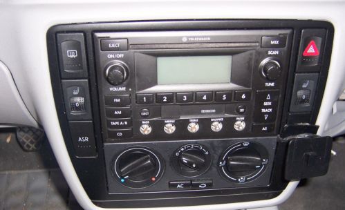 2002 VOLKSWAGEN PASSAT GLS 1.8T SEDAN - NO RESERVE - NEEDS TURBO WORK, image 22