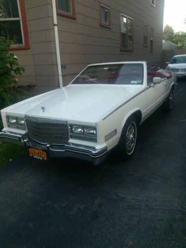 1984 cadillac eldorodo biarritz convertable white with red leather, white top !!