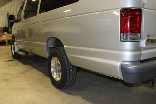 E-350 Super Diesel 6.0L Rear Wheel Drive Tires - Front All-Season Steel Wheels, image 17