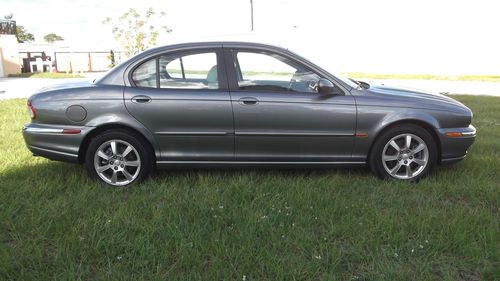 2004  x-type  2.5  excellent condition in and out  5-speed  well maintained